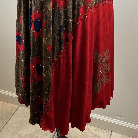 Red/Brown/Blue Embellished Dress - Picture 7 of 11